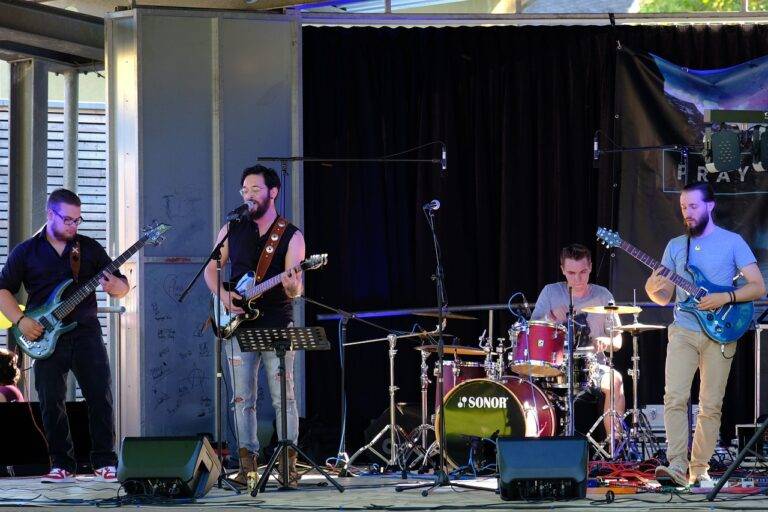 The Role of AI in Virtual Celebrity Interactions