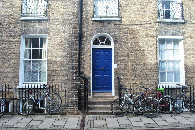 The Art of Grilling: Techniques and Recipes for Outdoor Cooking