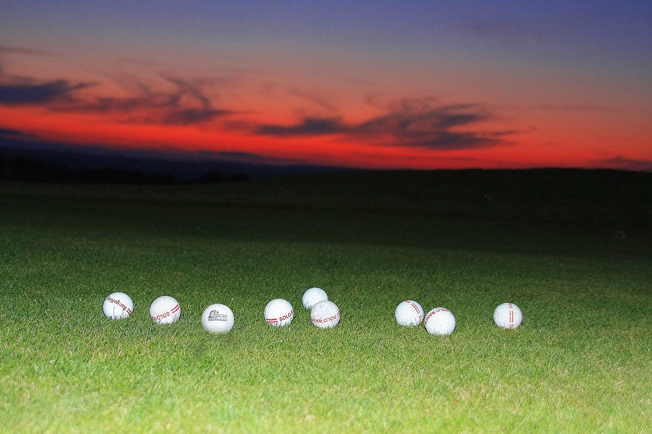 Review: Innovations in Virtual Reality Travel Experiences